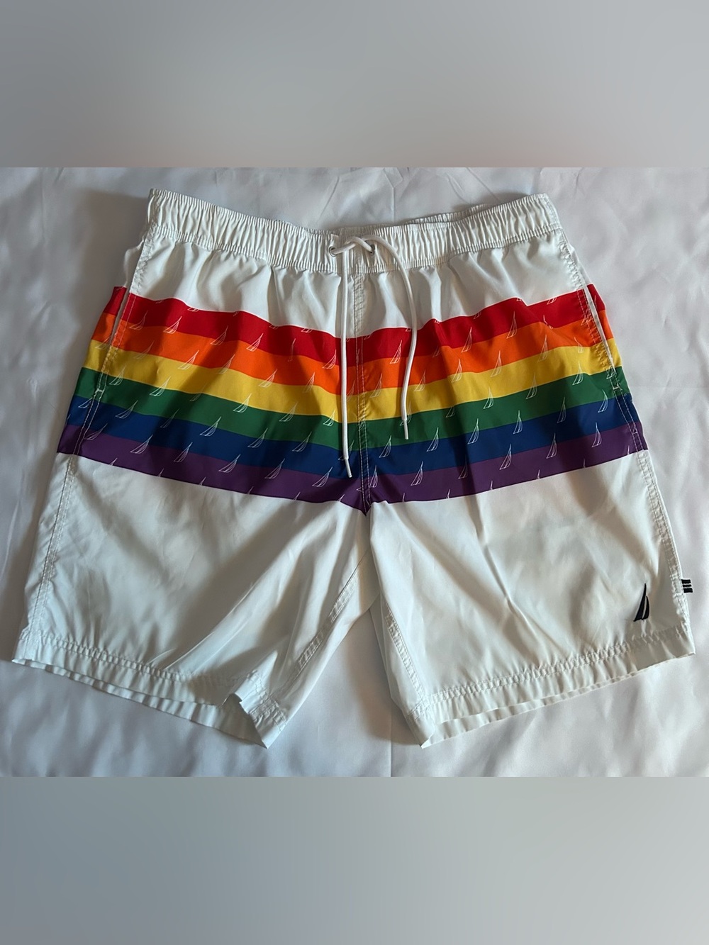 Men's Nautica Rainbow Striped Swim Shorts Size Extra Large